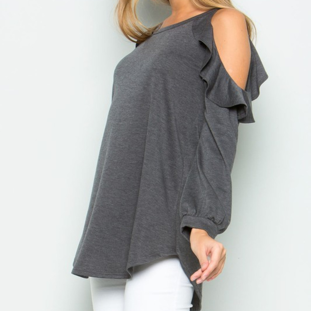 2 LEFT HP🎉Plus Size Cold Shoulder Top - Picture 4 of 5